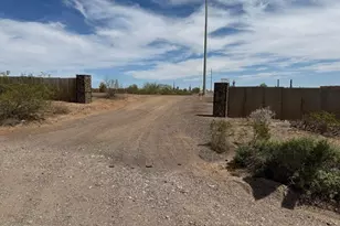 Xx00E N 253rd Ave, Morristown, AZ 85342 - Photo 1