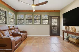 1560 Southpark Cir, Prescott, AZ 86305 - Photo 8