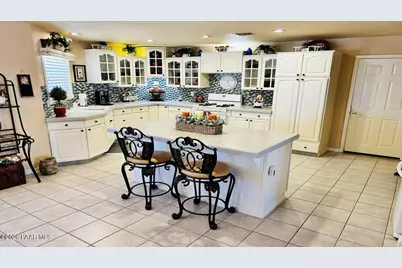 4230 N Bonita Way, Prescott Valley, AZ 86314 - Photo 10