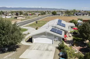 3161 N Valley View Dr, Prescott Valley, AZ 86314 - Photo 1