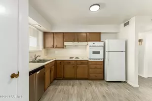 11014 W Cheryl Dr, Sun City, AZ 85351 - Photo 12