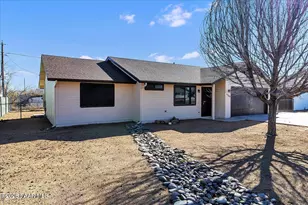 3549 N Navajo Dr, Prescott Valley, AZ 86314 - Photo 32