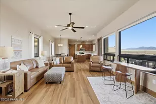 1547 N Neoga Circle, Dewey-Humboldt, AZ 86327 - Photo 6