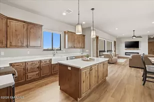 1547 N Neoga Circle, Dewey-Humboldt, AZ 86327 - Photo 8