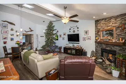 11516 E Wingfoot Court, Dewey-Humboldt, AZ 86327 - Photo 4