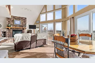 11347 E Manzanita Trail, Dewey-Humboldt, AZ 86327 - Photo 18