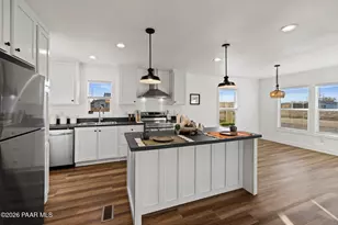 200 W Lake Louise, Paulden, AZ 86334 - Photo 8