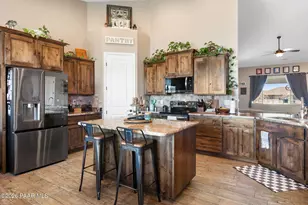 8350 N Covered Wagon Trail, Prescott Valley, AZ 86315 - Photo 6