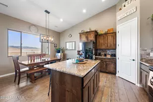 8350 N Covered Wagon Trail, Prescott Valley, AZ 86315 - Photo 20