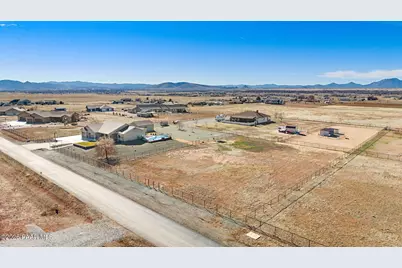 8350 N Covered Wagon Trail, Prescott Valley, AZ 86315 - Photo 54