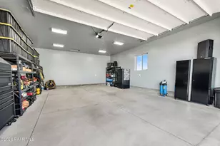 8350 N Covered Wagon Trail, Prescott Valley, AZ 86315 - Photo 36