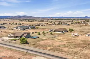 8350 N Covered Wagon Trail, Prescott Valley, AZ 86315 - Photo 36