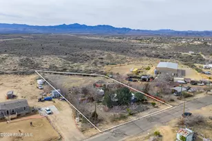 9040 S Magby Dr, Wilhoit, AZ 86332 - Photo 28