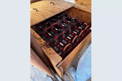 38236 W Howling Coyote Road, Seligman, AZ 86337 - Photo 40