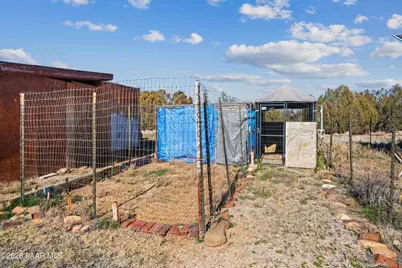 38236 W Howling Coyote Road, Seligman, AZ 86337 - Photo 36