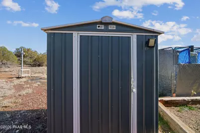 38236 W Howling Coyote Road, Seligman, AZ 86337 - Photo 46