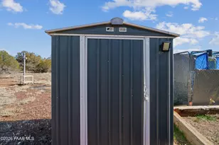 38236 W Howling Coyote Rd, Seligman, AZ 86337 - Photo 46