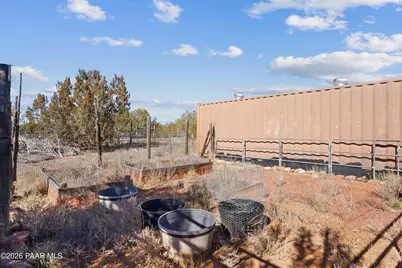 38236 W Howling Coyote Road, Seligman, AZ 86337 - Photo 54