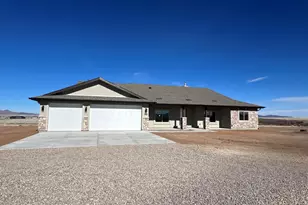 5832 E Norma Dr, Prescott Valley, AZ 86315 - Photo 2