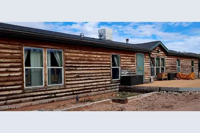 36875 W Aventura Nueva Road, Seligman, AZ 86337 - Photo 2