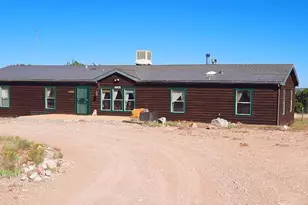 36875 W Aventura Nueva Rd, Seligman, AZ 86337 - Photo 6