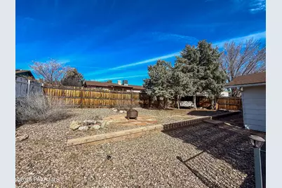 10746 E Manzanita Trail, Dewey-Humboldt, AZ 86327 - Photo 26