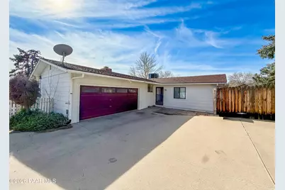 10746 E Manzanita Trail, Dewey-Humboldt, AZ 86327 - Photo 32