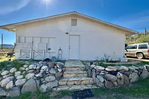 32240 S Lisa Dr, Black Canyon City, AZ 85324 - Photo 22