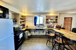 32240 S Lisa Dr, Black Canyon City, AZ 85324 - Photo 8