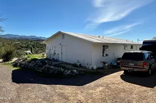 32240 S Lisa Dr, Black Canyon City, AZ 85324 - Photo 30