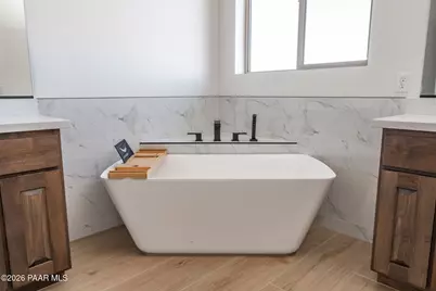 11938 N Hickory Drive, Prescott Valley, AZ 86315 - Photo 16