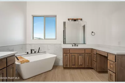 11938 N Hickory Drive, Prescott Valley, AZ 86315 - Photo 14
