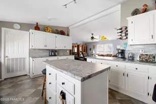 9810 N Full Moon Dr, Prescott Valley, AZ 86315 - Photo 14