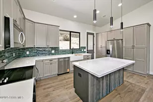 9977 E Arrowhead Dr, Prescott Valley, AZ 86314 - Photo 8