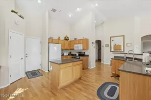 7419 N Windy Walk Way, Prescott Valley, AZ 86315 - Photo 12