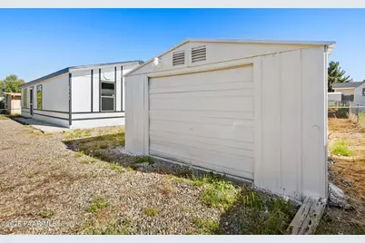 7755 E Broken Wagon Way, Prescott Valley, AZ 86314 - Photo 18