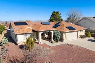 7456 N Summit View Dr, Prescott Valley, AZ 86315 - Photo 1