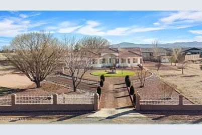 7925 E Acre Way, Prescott Valley, AZ 86315 - Photo 1