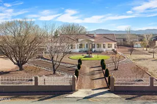 7925 E Acre Way, Prescott Valley, AZ 86315 - Photo 1