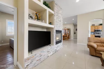 7925 E Acre Way, Prescott Valley, AZ 86315 - Photo 10