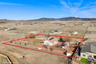 7925 E Acre Way, Prescott Valley, AZ 86315 - Photo 36