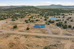 1477 E Whirlpool Dr, Paulden, AZ 86334 - Photo 16