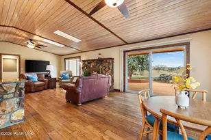 1073 N Broken Wagon Trail, Dewey-Humboldt, AZ 86327 - Photo 8