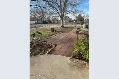 1215 Prescott Drive, Chino Valley, AZ 86323 - Photo 4