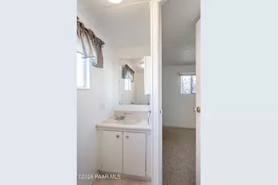 20805 E Sierra Drive, Mayer, AZ 86333 - Photo 16