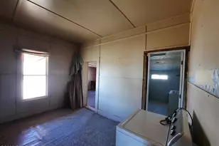 22510 W Railroad Ave, Seligman, AZ 86337 - Photo 12