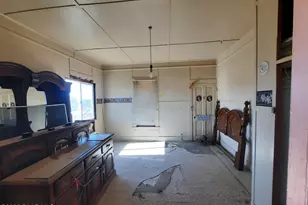 22510 W Railroad Ave, Seligman, AZ 86337 - Photo 18