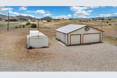 2900 S Holiday Drive, Dewey-Humboldt, AZ 86327 - Photo 14