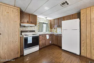 2900 S Holiday Dr, Dewey-Humboldt, AZ 86327 - Photo 6