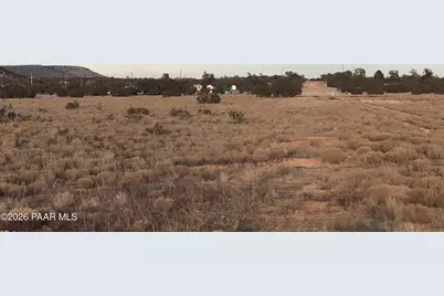 32134 W Forest Lane, Seligman, AZ 86337 - Photo 18